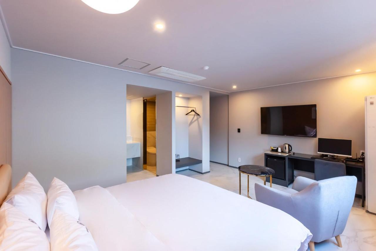 Browndot Hotel Sasang Renecite Puszan Kültér fotó