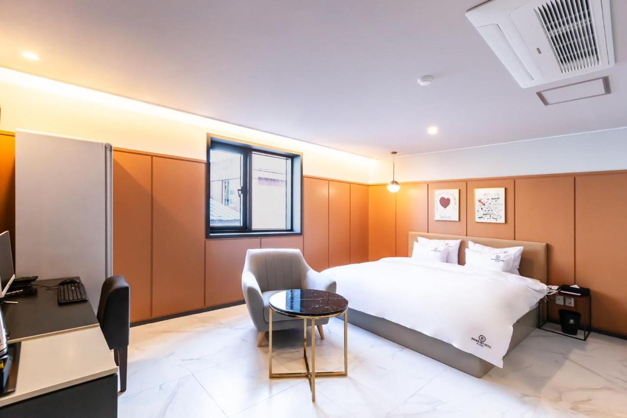 Browndot Hotel Sasang Renecite Puszan Kültér fotó